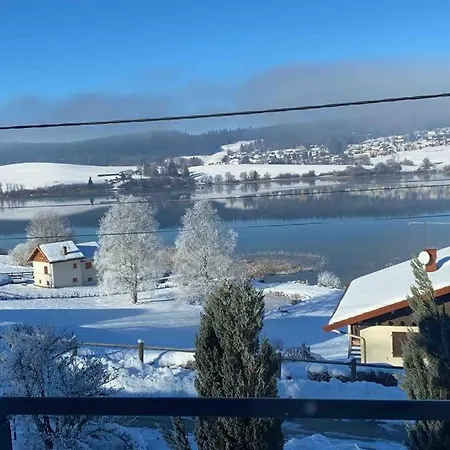 Renove Au Bord Du St Point * Montperreux